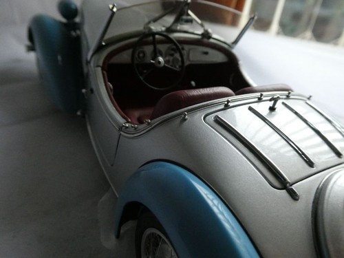 CMC M-075B AUDI FRONT 225 ROADSTER 1935 LTD EDITION, SILVER, BLUE MINT/BOXED - Picture 21 of 24