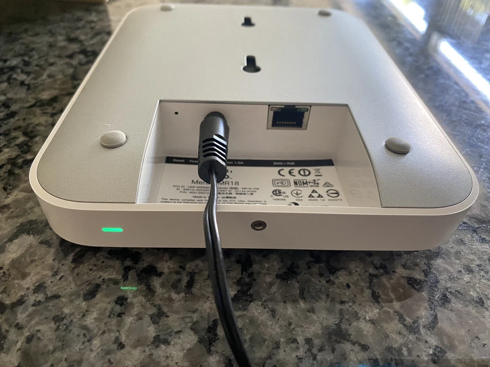 NEW Cisco Meraki MR18-HW wireless access point router A90-26100 - Image 2 of 4