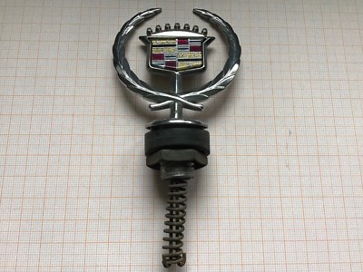 Cadillac DeVille Fleetwood STS 1997 - 1999 Motorhaube Emblem Hood Ornament 1998