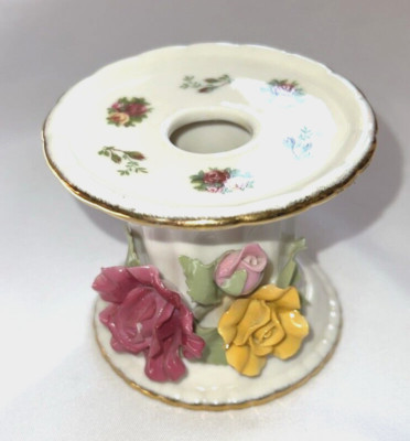 Royal Albert Old Country Roses 3 1/8'' tall Candle Holder 1962