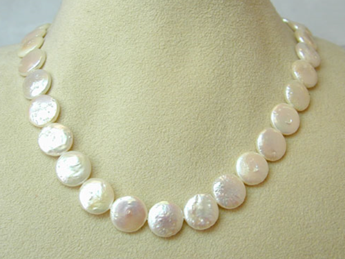 White Coin Pearl Necklace 16\