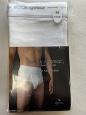46 Munsingwear Men's White Kangaroo Pouch Full Rise Brief 2-Pk. PreShrunk Cotton