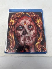 Carrie (Blu-ray Disc, 2012, Widescreen) Brand New Sealed.