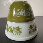 Vintage Pyrex Spring Blossom (Crazy Daisy) Mixing Bowls Set Of 2 Nesting