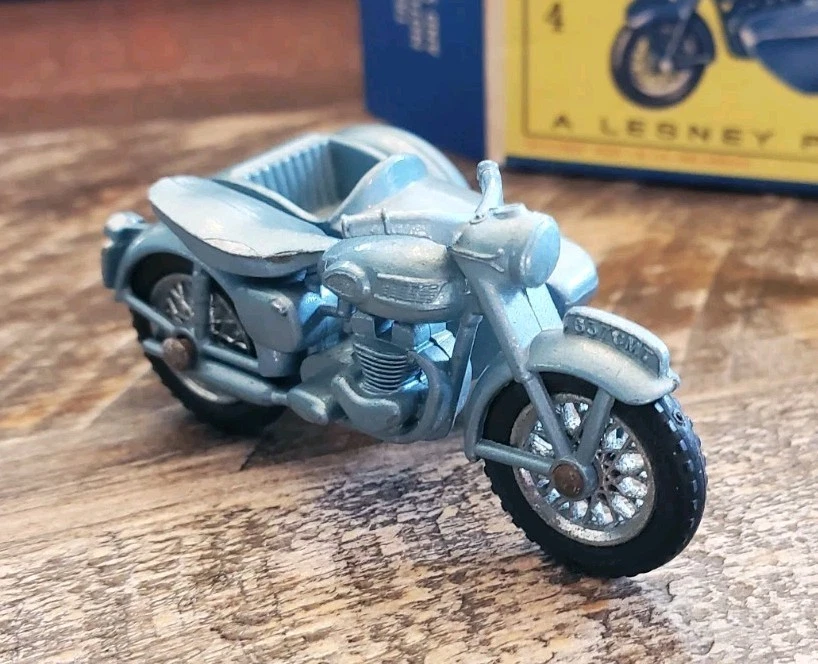 Matchbox Lesney No 4 Triumph T110 With Original Box VG NM - Image 2 of 4