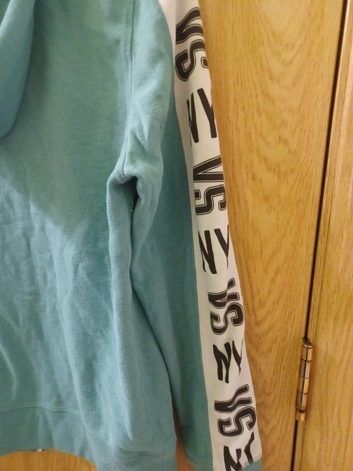 victoria-secret-vs full zip mint ny logo hoodie
