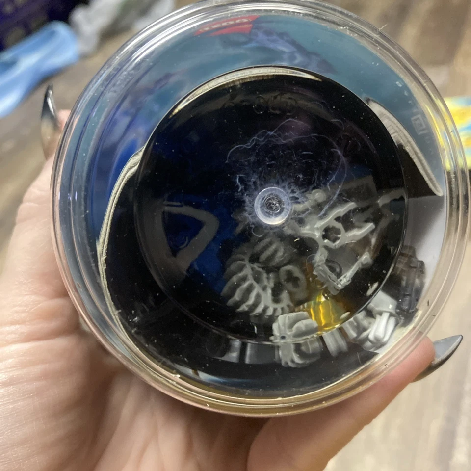 LEGO Bionicle 8570 Gali Nuva Blue COMPLETE In Canister 2002, NEVER REMOVED - Image 3 of 4