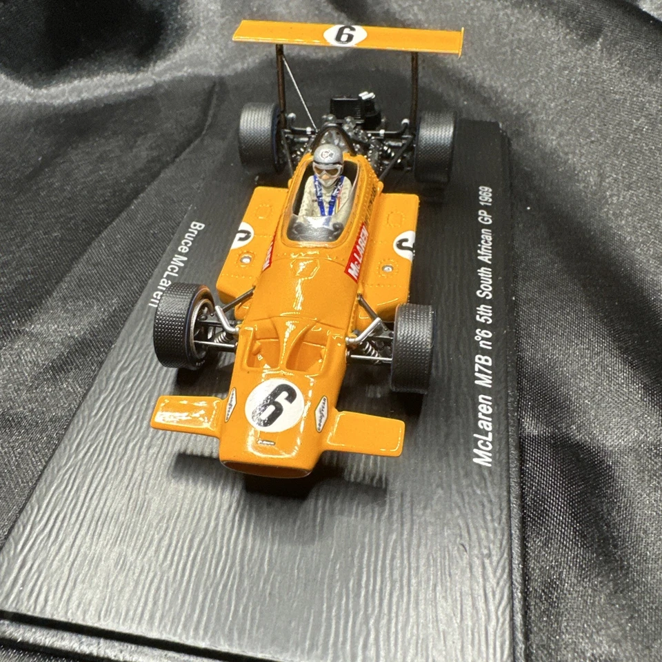 SPARK 1/43 S3125 Bruce McLaren M7B Ford-Cosworth #6 6th South African GP 1969 - Image 2 of 4