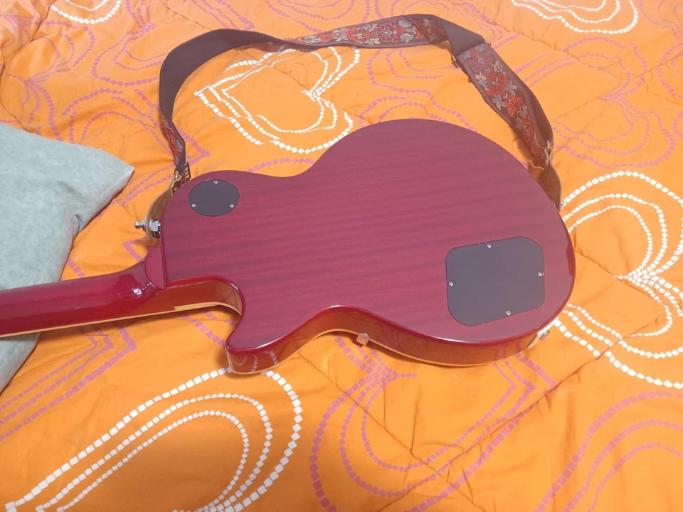 Epiphone Les Paul Standard, foto 2 di 4