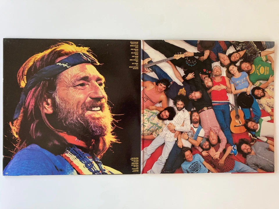 Willie Nelson – Willie And Family Live (2X) LP - 1978 - VG+/VG+ - Image 4 of 4