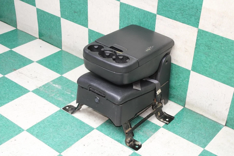 07-13 GM Truck *RESKINNED* *WORN* Black Leather Center Bench Jump Seat OEM WTY Foto 2 de 4