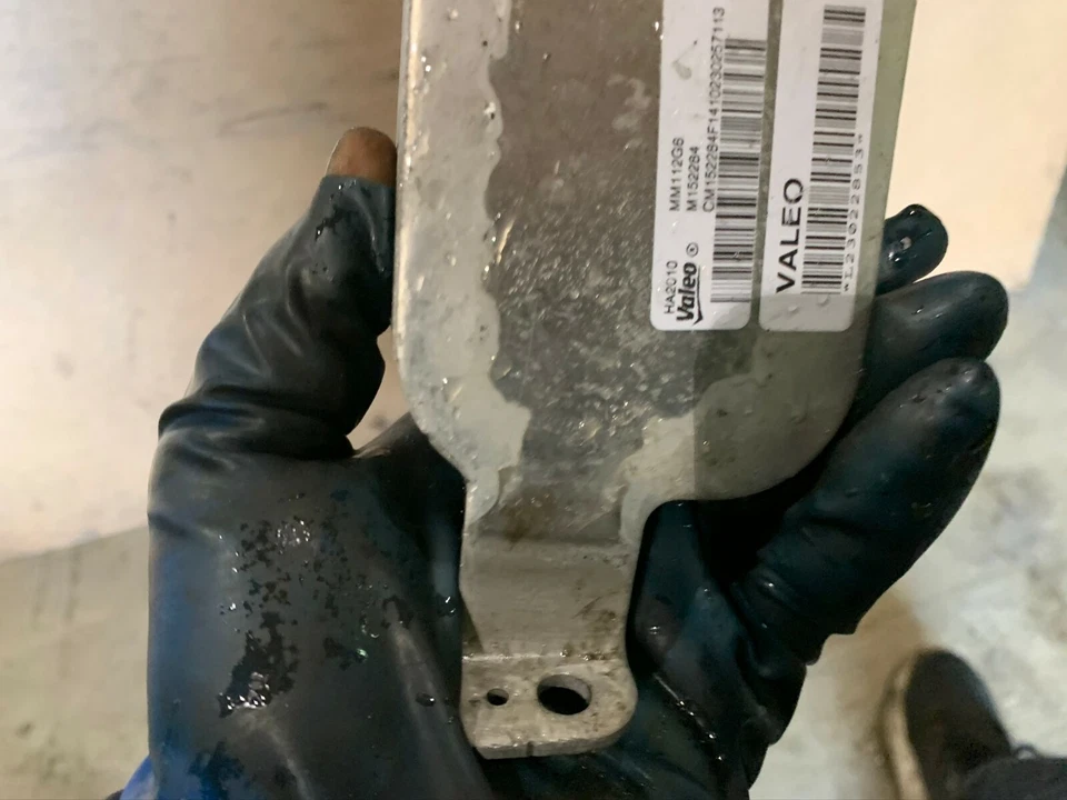 BMW 2012-2018 F30 F32 F22 AUTO TRANSMISSION HEAT EXCHANGER OIL COOLER OEM 44K - Image 4 of 4