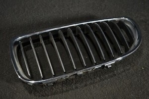 BMW E90 E91 Kühlergrill Frontgrill Grill Niere links 7201967 (#7)