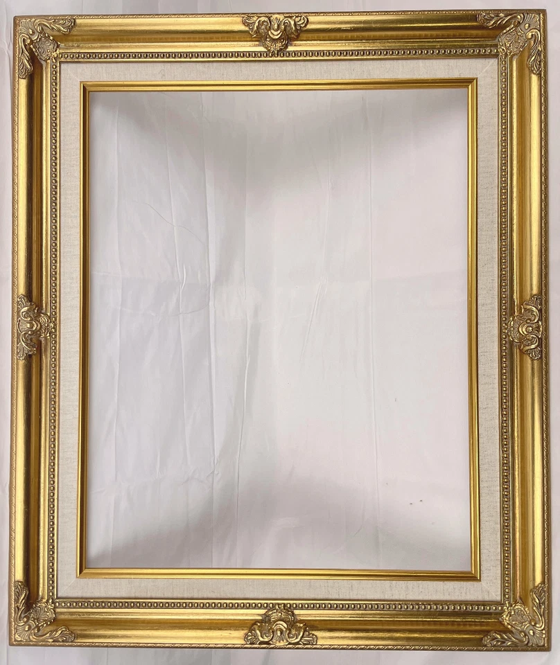 Antiguo marco de madera barroco dorado ornamentado forro de lino de 3" de ancho Foto 4 de 4