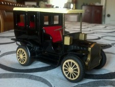 CLEAN VINTAGE JAPAN TOY TINPLATE FRICTION POWERED ENGLISH TOURING AUTOMOBILE CAR