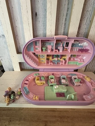 Vintage 1992 Polly Pocket Stampin School Playset Compact w/ Stamps 4 Doll Figure