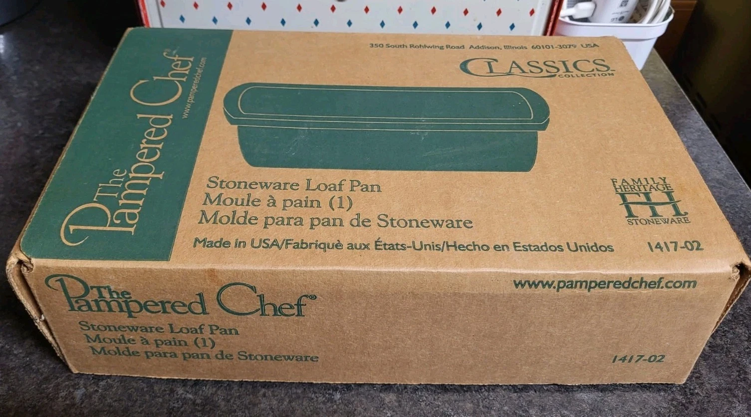 Pampered Chef Stoneware Loaf Pan 1417-02 Classics NEW IN BOX NEVER USED Mint
Opens in a new window o