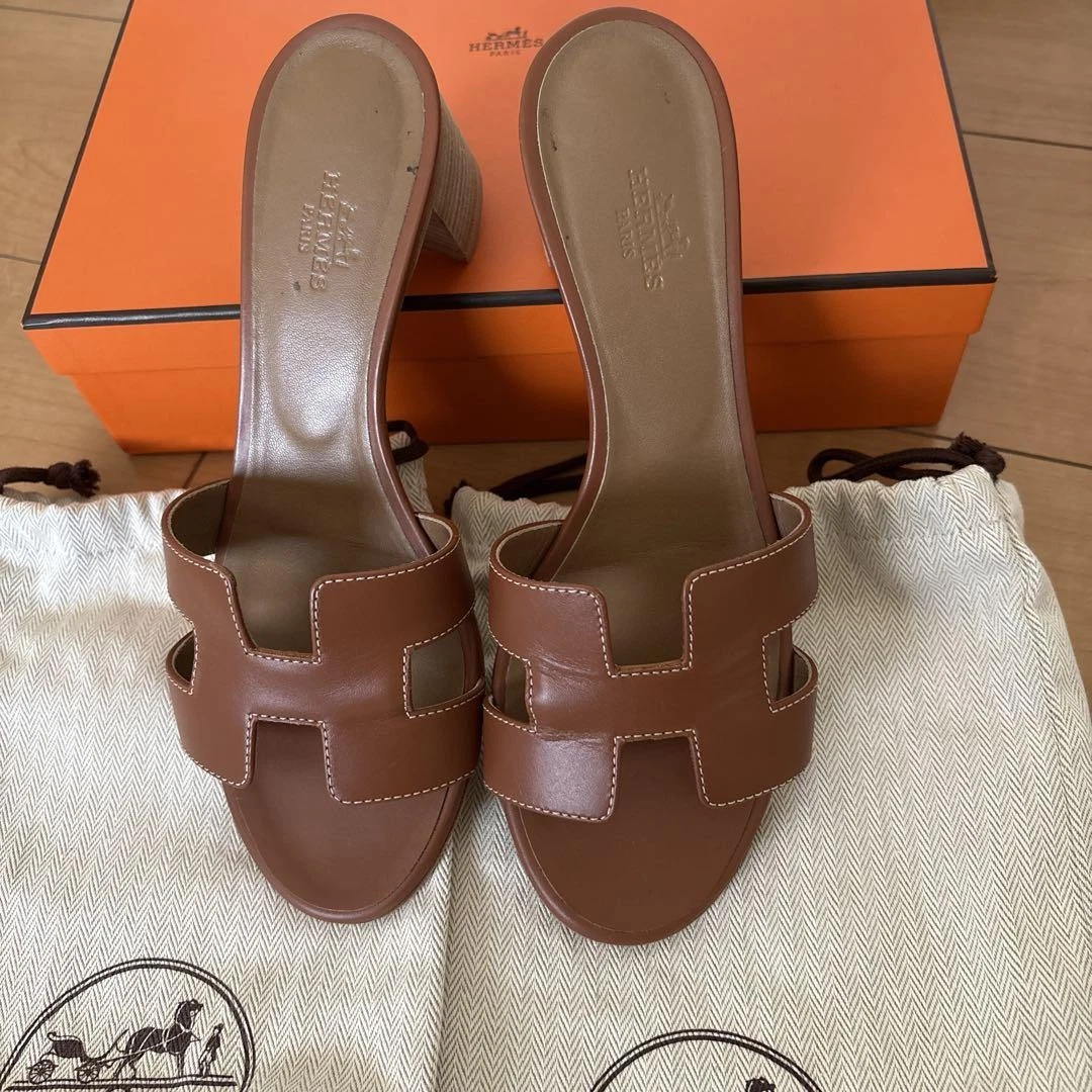 HERMÈS Hermes sandali donna mulo pelle marrone 7.0 US usati in ottime condizioni taglia 7