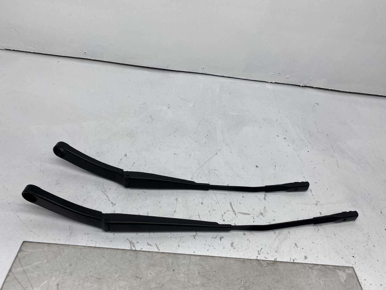 2010-2020 BENTLEY MULSANNE OEM FRONT LEFT RIGHT WINDSHIELD WIPER ARM SET