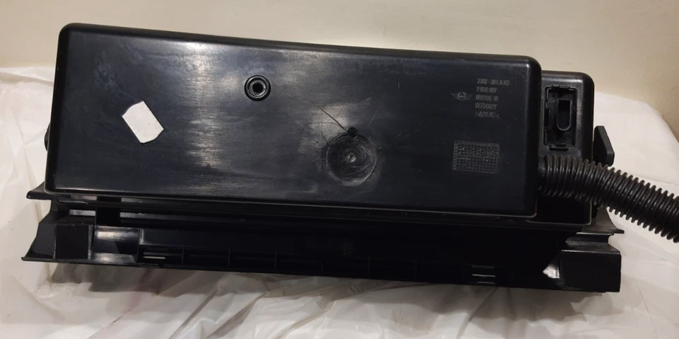 迷你 Cooper 手套盒黑色 51166959970 2002 - 2008 R50 R52 R53 494 — 第 4/4 张图片