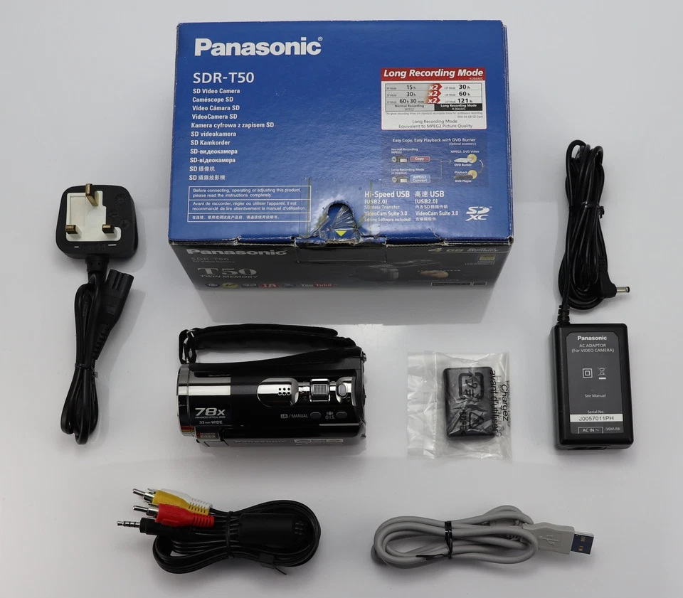 PANASONIC SDR-T50 CAMCORDER BOXED 4GB MEMORY / SDXC CARD VIDEO CAMERA - Image 3 of 4