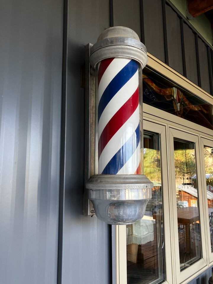 Vintage Rose Supply Co. lighted rotating Barber Pole Light