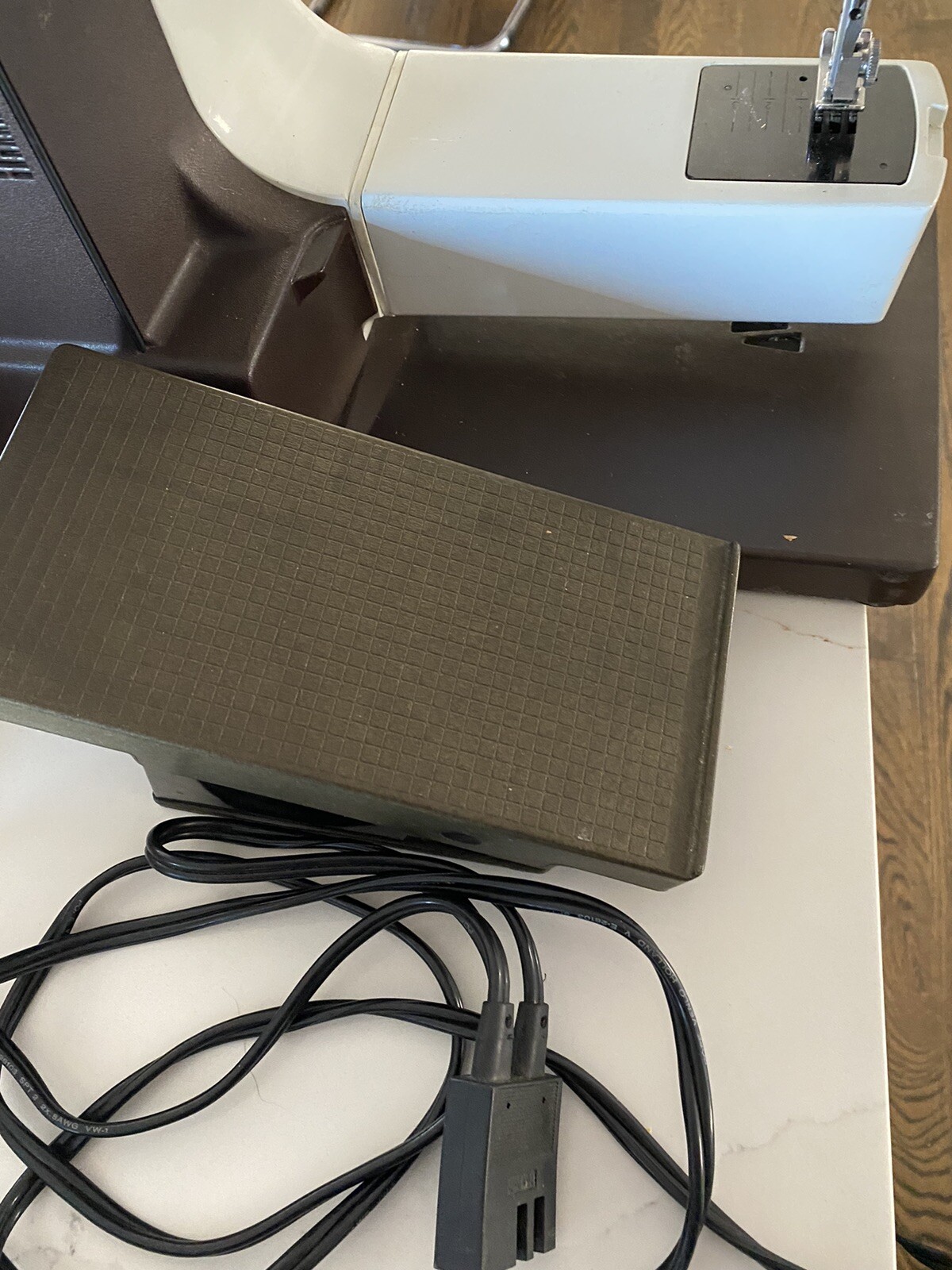 Vintage Viking Husqvarna Sewing Machine Model 6690 eBay