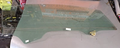 KIA PRO CEED GT 3 DOOR DRIVER SIDE WINDOW DOOR GLASS 2013 - 2018 #3051 - Image 1 of 4