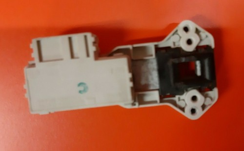 Waschmaschine INDESIT W143S UK Türschloss