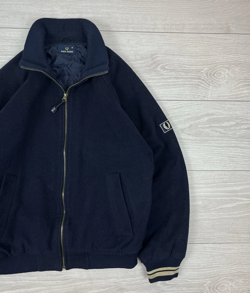 Fred Perry 90s Inglaterra Vintage Old School Chaqueta Bomber de Lana Azul Mar... - Imagen 2 de 4