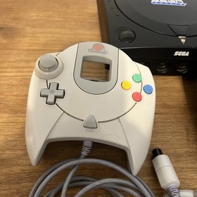 Sega Dreamcast Sports Edition HKT-3020 Console  Cables Controllers VMU Tested