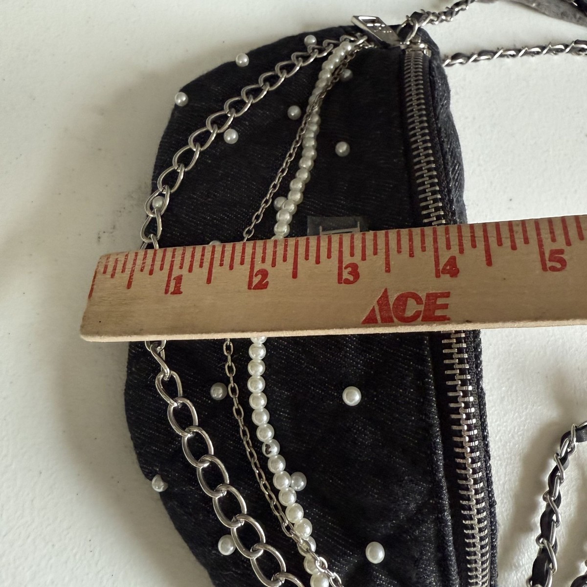 Badgley Mischka Womens Black Mesh Belt Silver Buckle With Dust Bag Badgley Mischka Sage Fanny Pack | Belt Bag | Crossbody Bag  main image 4