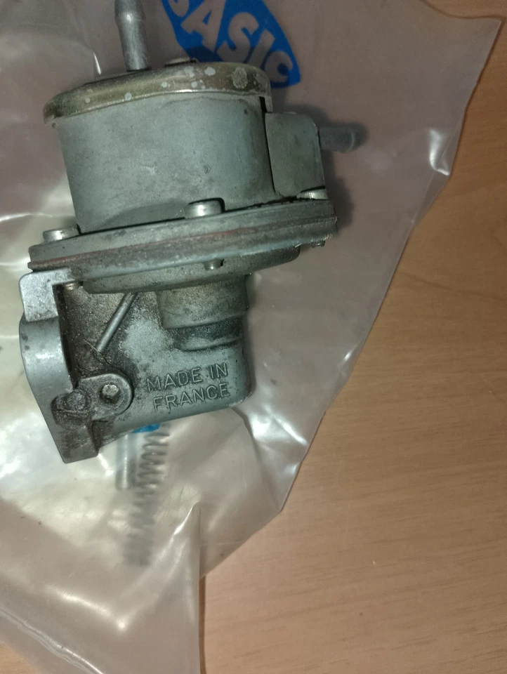 peugeot 404 fuel pump sasic nos - Image 4 of 4