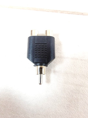 RCA Phono Connector Male Plug to 2 Female Ports Audio Video Adapter Y Splitter