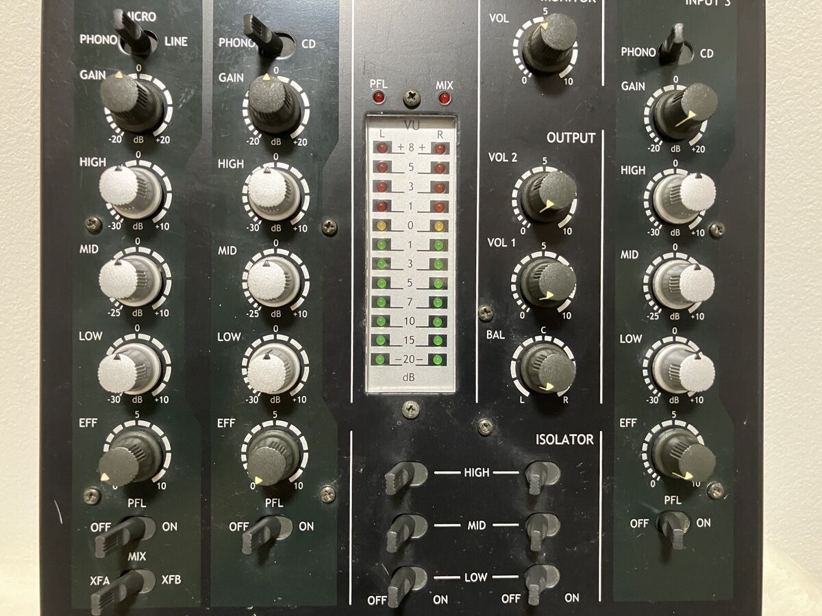 ECLER SMAC PRO30 3ch DJ Mixer w/ Power cable Tested w/ Power ECLER SMAC PRO30 3ch DJ Mixer w/ Power cable Tested w/ Power