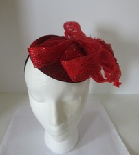 Fascinator hat head wear unique fancy outings church events