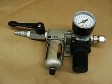 SMC FILTER REGULATOR ASSY NAFM2000-N02-C / NAR2000-N02-1 W/GAUGE & SHUT OFF