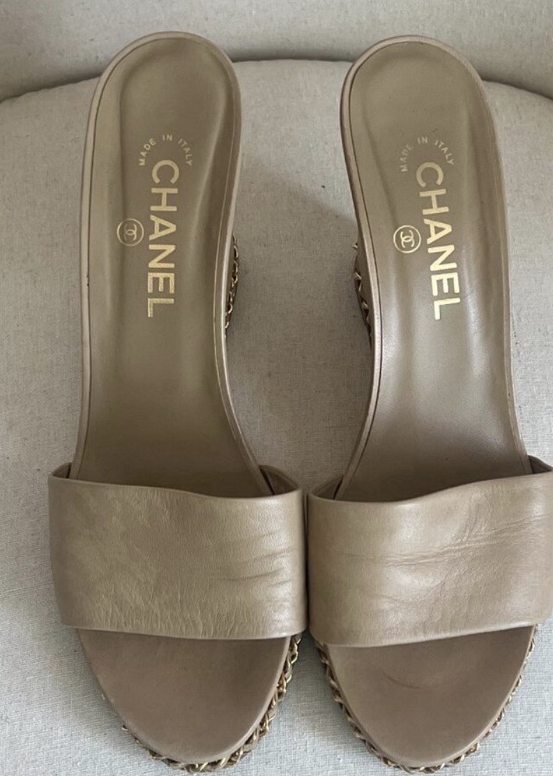 Chanel Vintage Interlocking CC Logo Slides Sandals Shoes Summer Beige Neutral