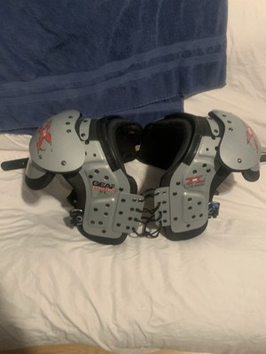 Gear Pro-Tec X2 Football Shoulder Pads XL Gray/Black Adjustable Padded