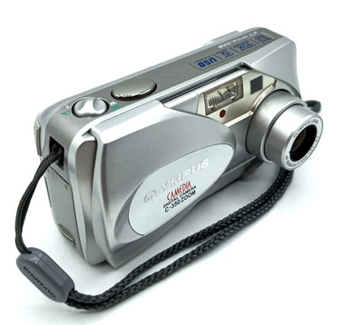 Olympus Camedia C-350 Zoom Digitalkamera 3.2MP Vintage Retro Y2K Digicam 2000s