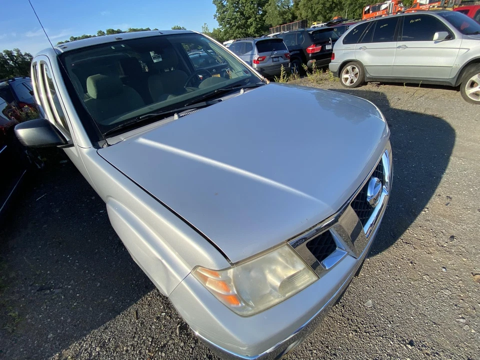 Used Hood fits: 2009 Nissan Frontier  Grade B Foto 2 de 4