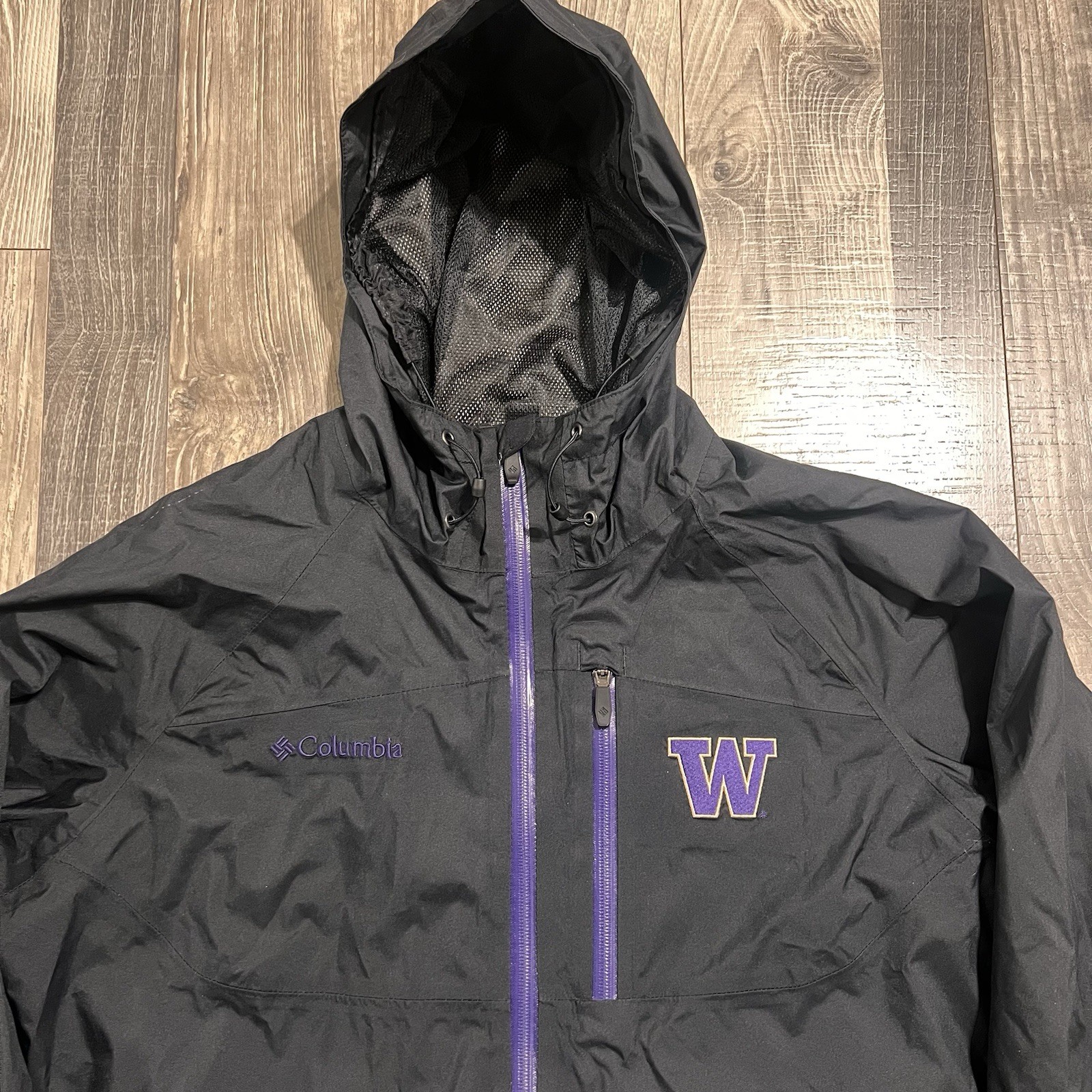 Washington Huskies Columbia Men’s Medium Jacket Omni Tech Windbreaker Full Zip