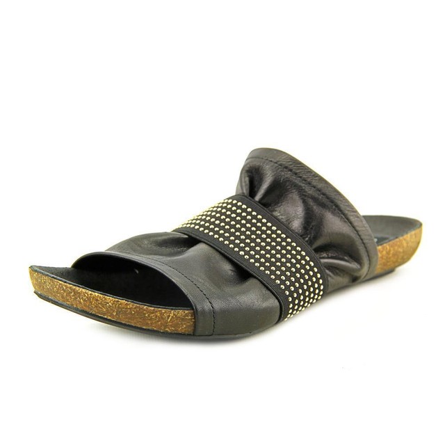 steve madden black slides