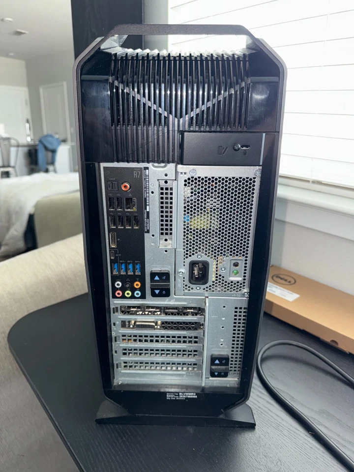 Dell Alienware Aurora R7 Gaming Desktop PC Intel Core i7 16GB RAM 1TB HDD - Image 3 of 4