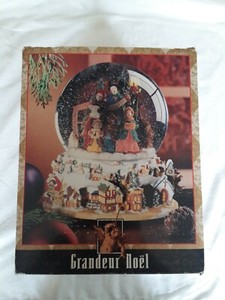 Grandeur-Noel-Water-Snow-Globe-Christmas-Nativity-Animated-Musical-in-Box