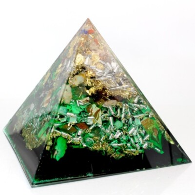 Orpanit  Orgonit 4. Chakra Premium Pyramide XL Erzengel Raphael grün Ruhe