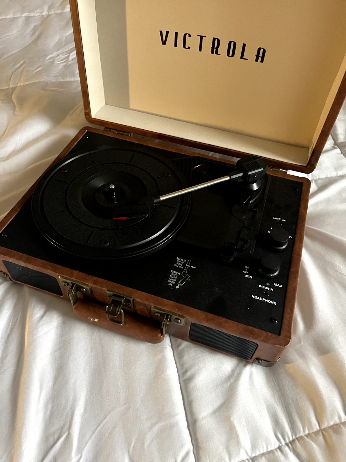 Victrola Brighton Record Player