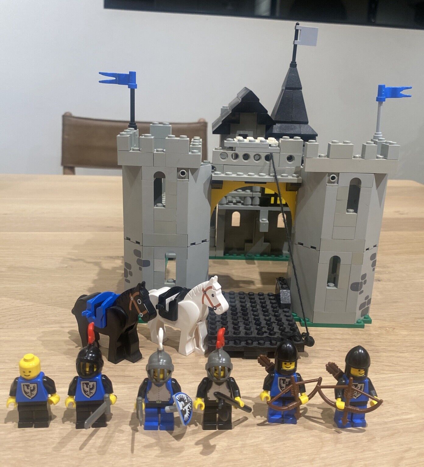 LEGO Castle: Black Falcon's Fortress (6074) Sold As Is Incomplete Read