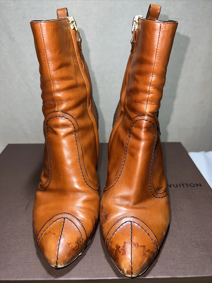 Authentic Louis Vuitton Brown women’s Booties Size 37 (7 Usa) - Image 2 of 4