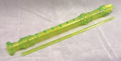 STEINARD SOPRANO SCHOOL RECORDER TRANSLUCENT GREEN PLASTIC-IN THE KEY OF C-NEW !